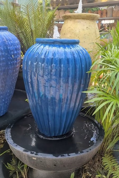 💦 نافورة فخارية بلون أزرق ملكي